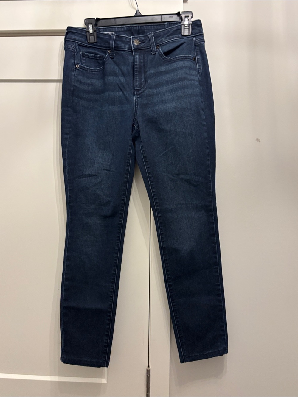 Sonoma Women's Skinny Jeans in Dark Blue Wash